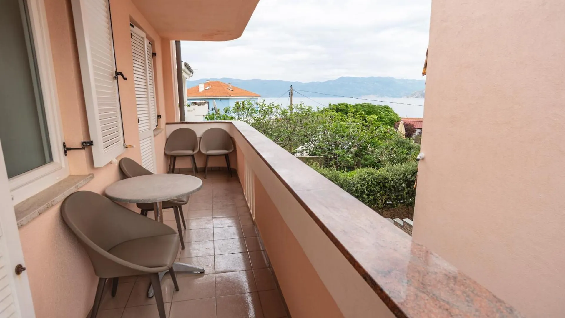 Villa Ana باشْكا بيت ضيافة