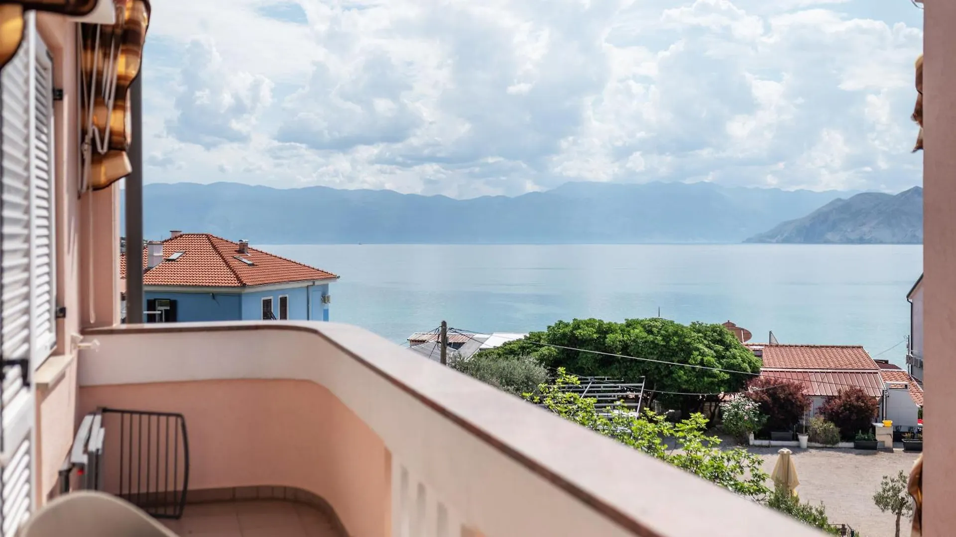 Villa Ana باشْكا بيت ضيافة